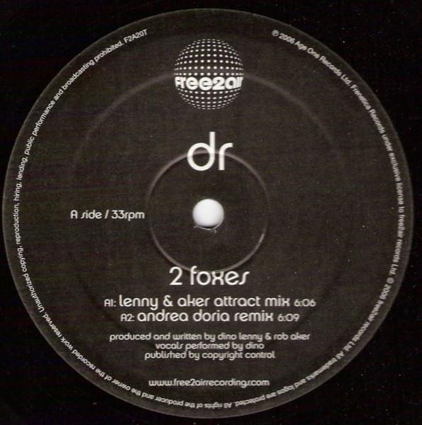 DR - 2 Foxes
