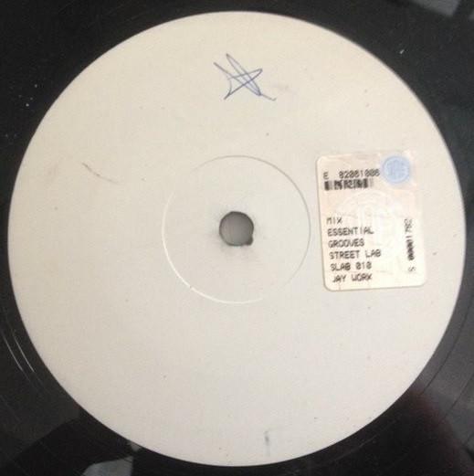 Key De Es - Essential Grooves