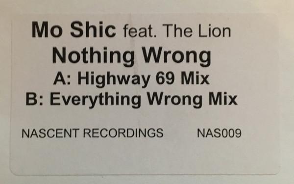 Moshic, The Lion - Nothing Wrong